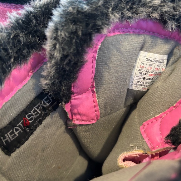 North Face Boots - Picture 3 of 3